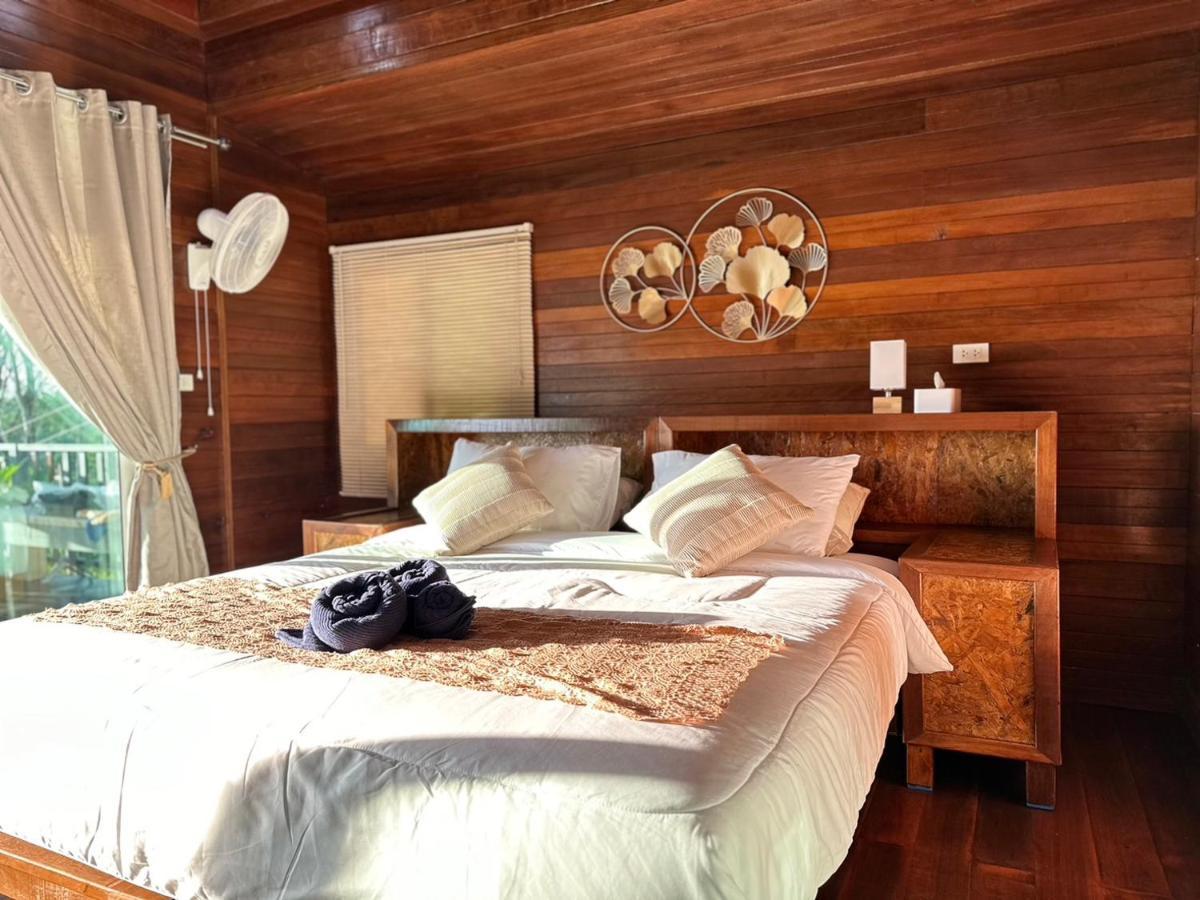 บ้านสวนปิยนันท์ Ko Yao Noi Buitenkant foto