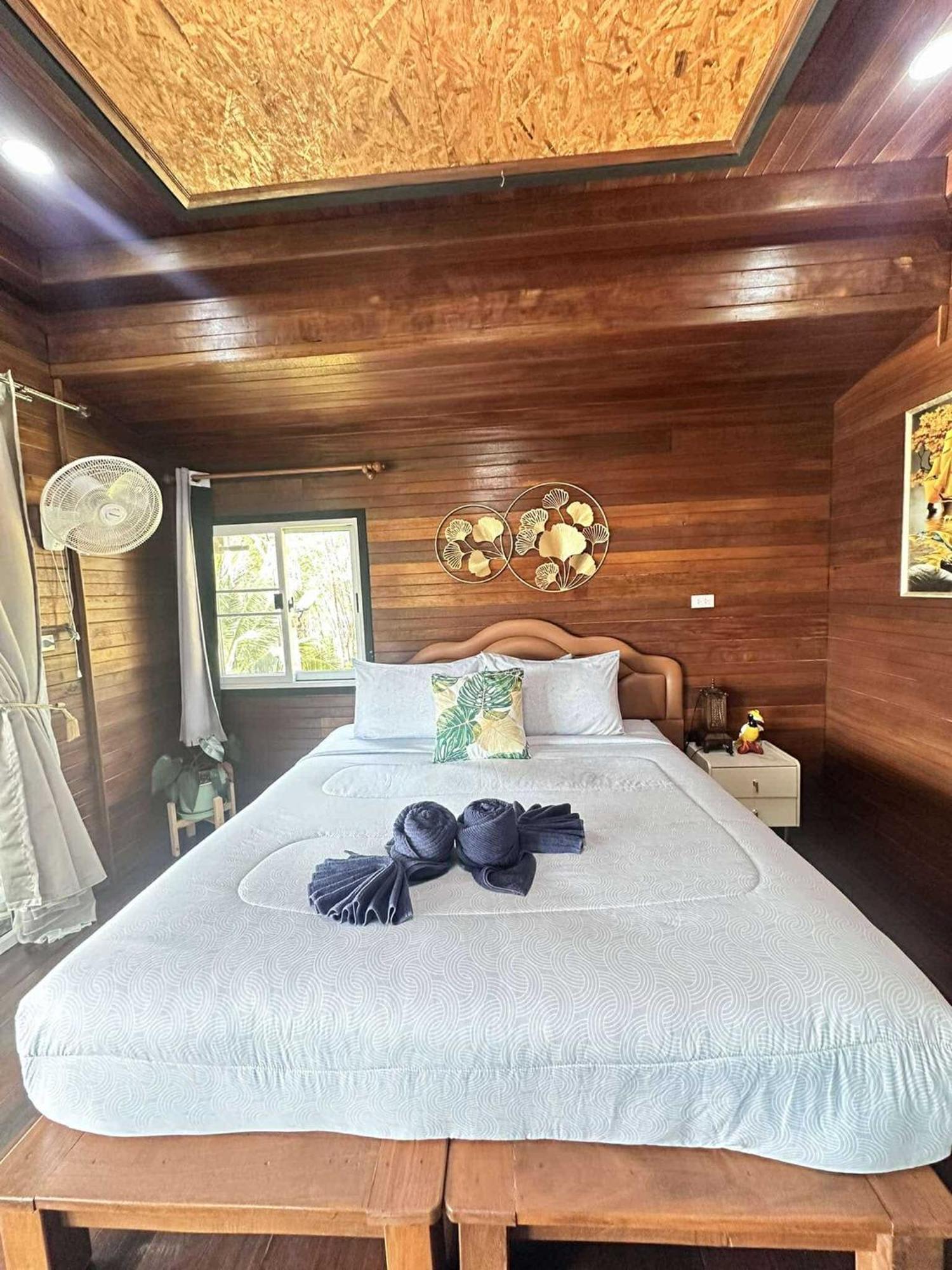 บ้านสวนปิยนันท์ Ko Yao Noi Buitenkant foto